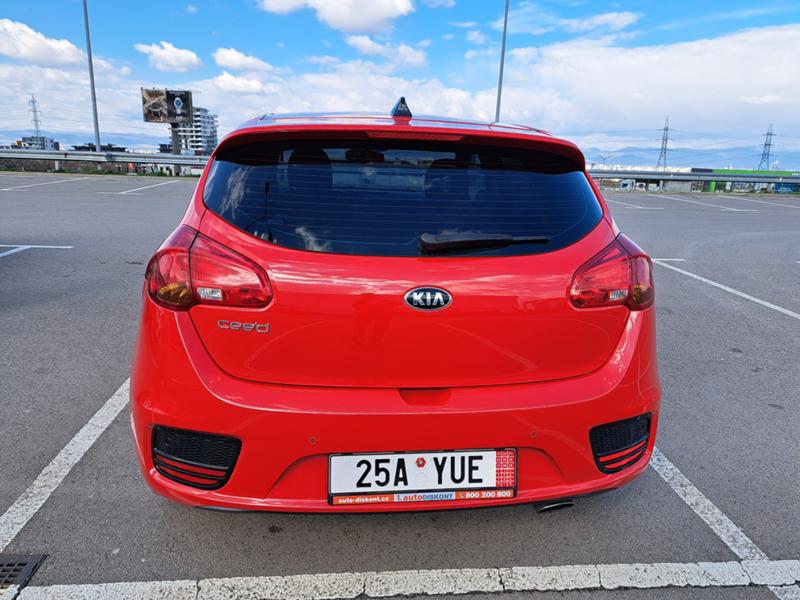 Kia Ceed 1.6 куб. см - изображение 2