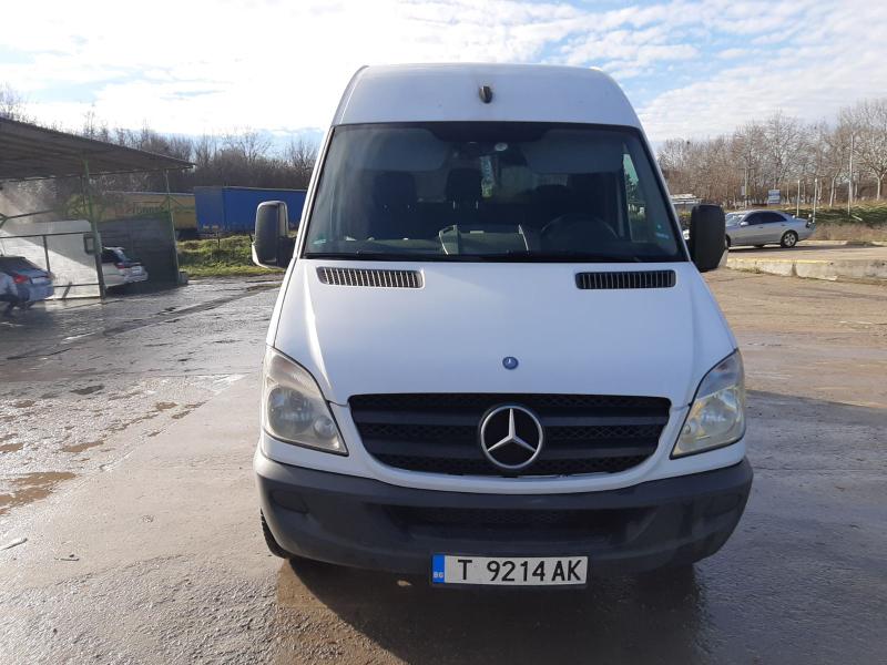 Mercedes-Benz Sprinter 311 SDI - изображение 5