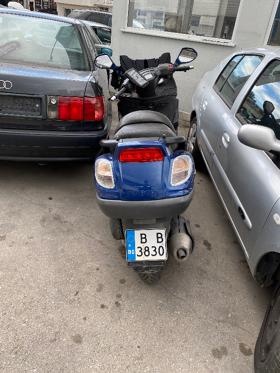 Piaggio X9 200