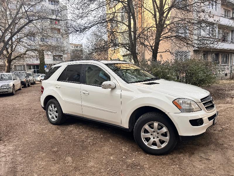 Mercedes-Benz ML 350  - изображение 8