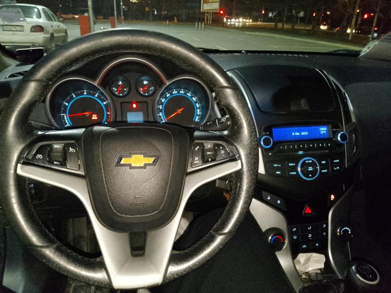 Chevrolet Cruze  - изображение 8