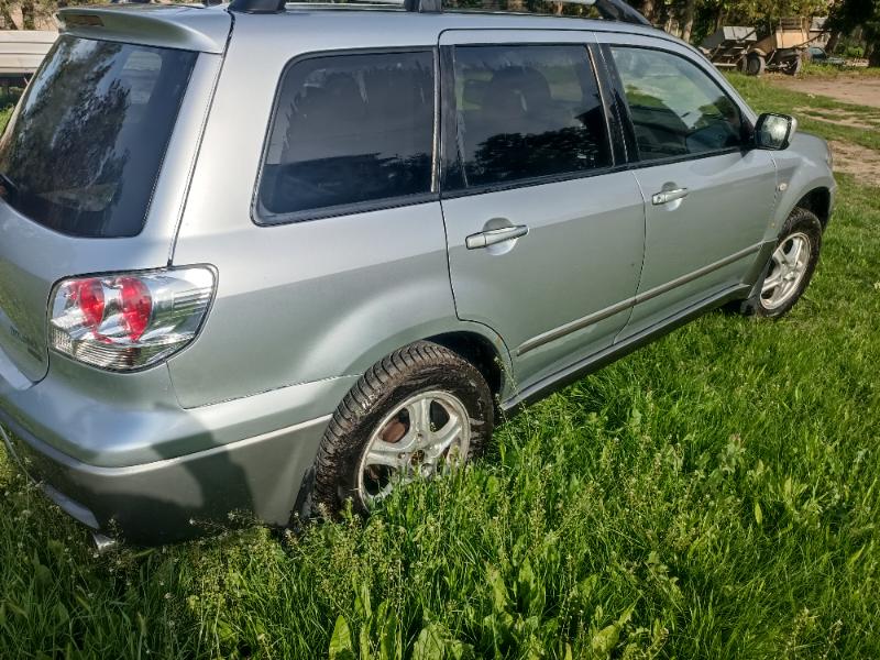 Mitsubishi Outlander 2.0 - изображение 3