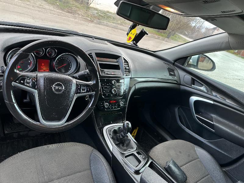 Opel Insignia 2.0 CDTI - изображение 6