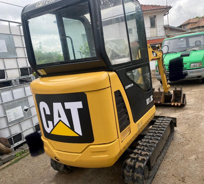 Багер Caterpillar 301.8C - изображение 4