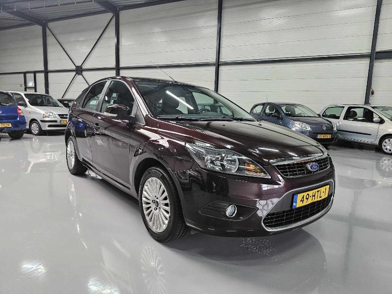 Ford Focus 2009 - изображение 2