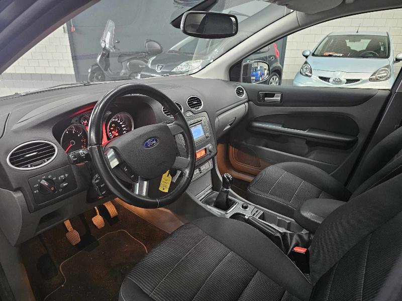 Ford Focus 2009 - изображение 5