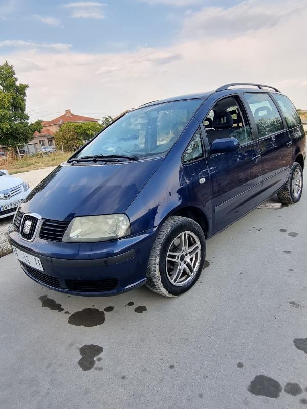 Seat Alhambra 2.0 - изображение 2