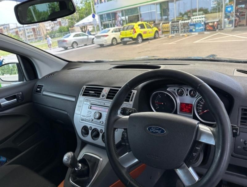 Ford Kuga 2.0 TDCI - изображение 3