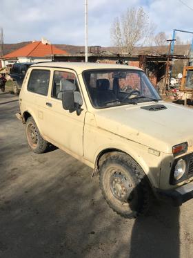 Lada Niva 1.7