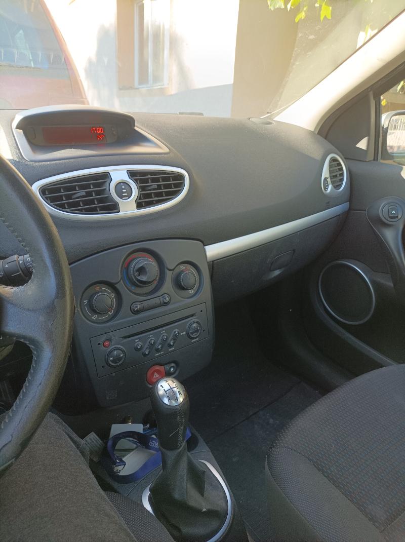 Renault Clio 1.4 - изображение 7