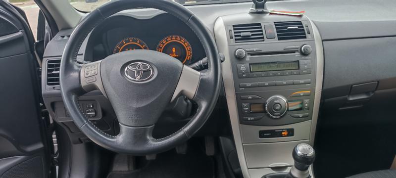 Toyota Corolla 1.6i - изображение 4