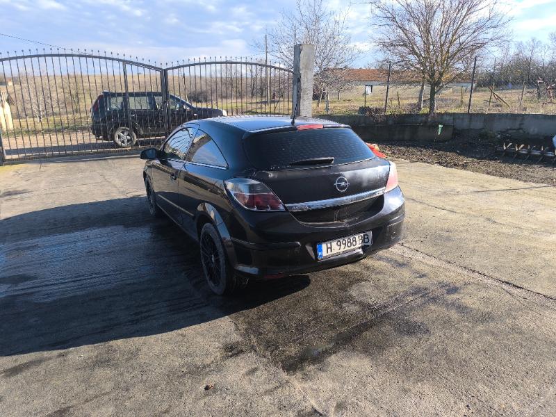 Opel Astra H GTC 1.9CDTI - изображение 2