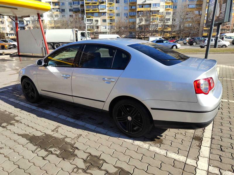 VW Passat 1,9 - изображение 5