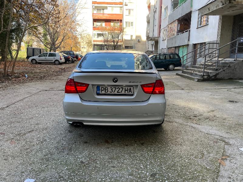 BMW 320 2.0d 4x4 - изображение 10