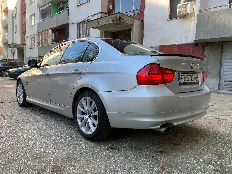 BMW 320 2.0d 4x4 - изображение 9