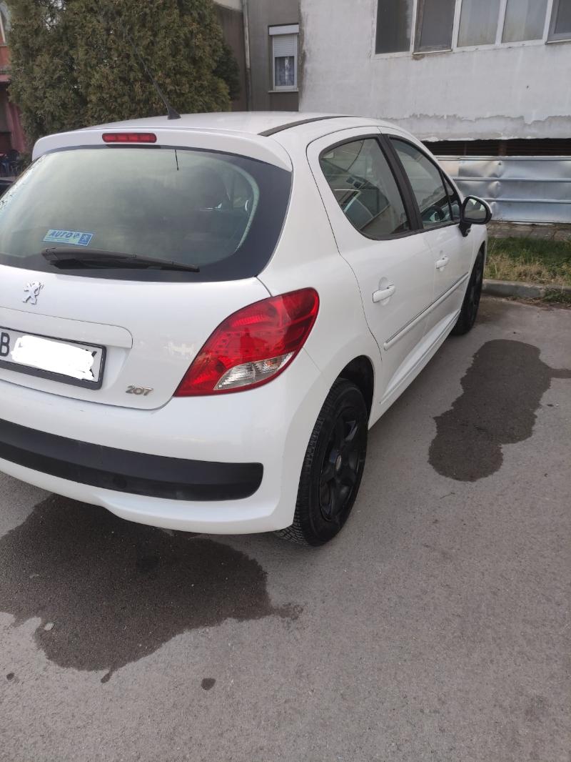 Peugeot 207 1.4 - изображение 4