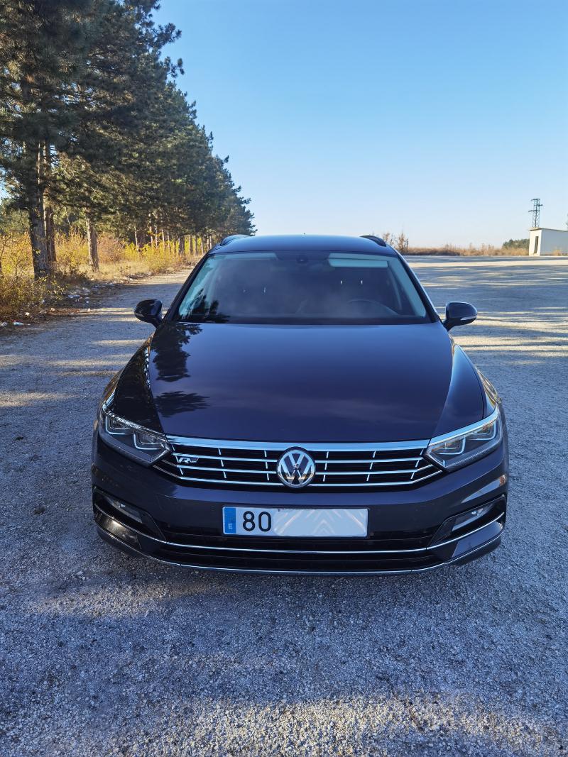 VW Passat 2.0 R-Line - изображение 10