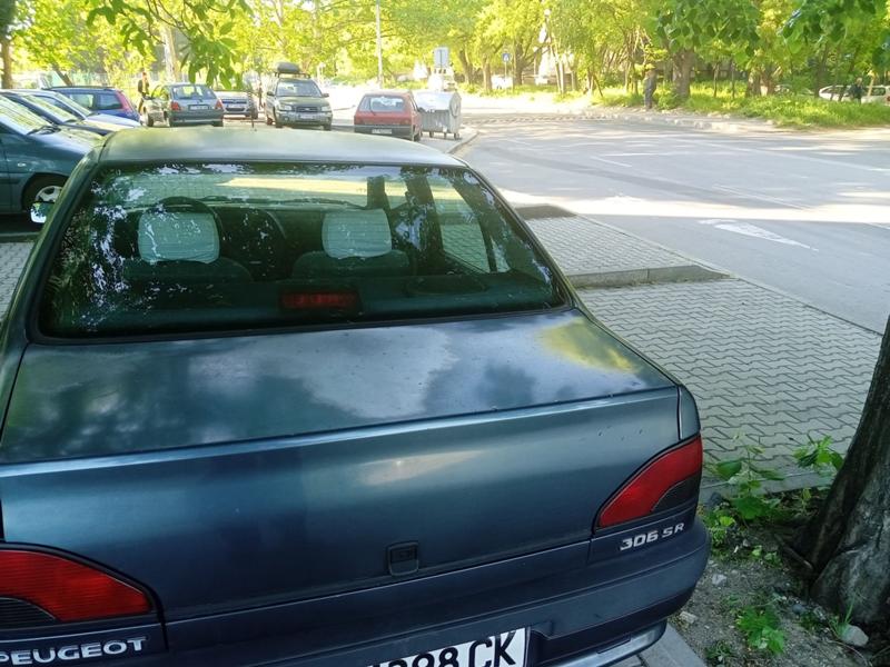 Peugeot 306 1,4i SR с люк - изображение 4