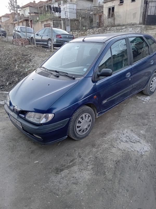 Renault Scenic 1.6 бензин - изображение 3