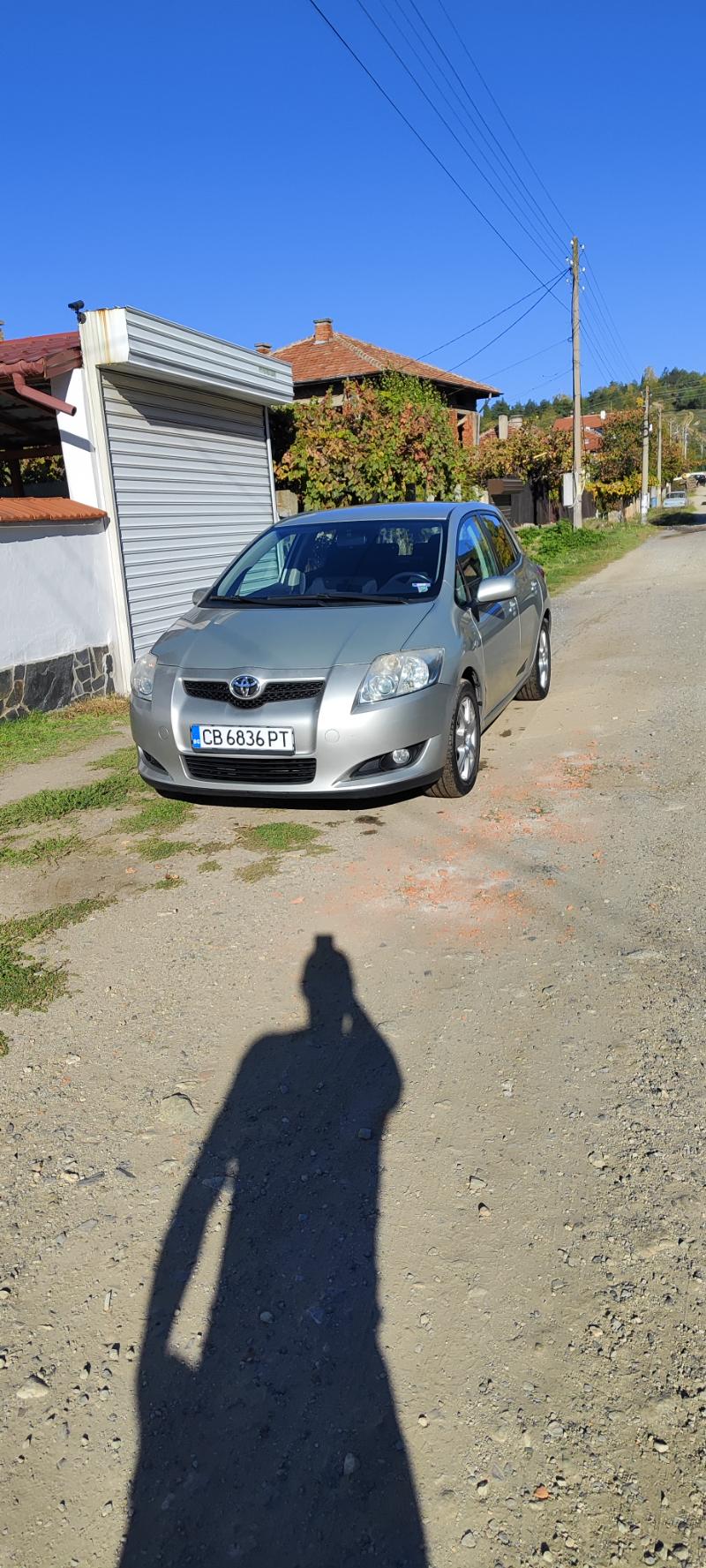 Toyota Auris 1.4D - изображение 2