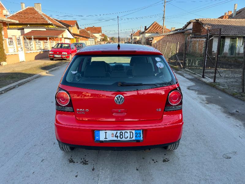 VW Polo 1.2i 70кс FACE - изображение 6