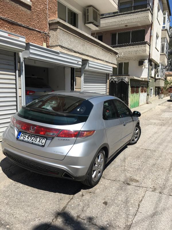 Honda Civic 2.2 CDi - изображение 6