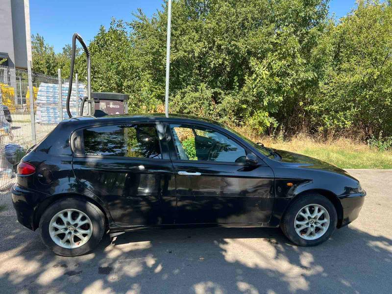 Alfa Romeo 147 1.6 Twin spark - изображение 2