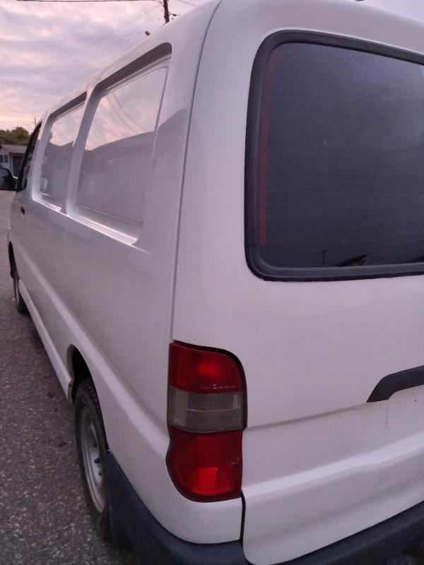 Toyota Hiace 2,5 d4d - изображение 7