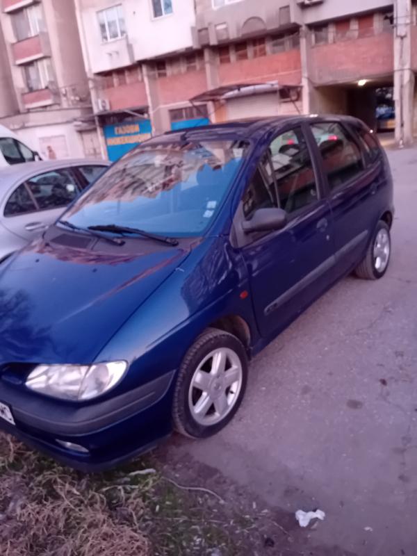 Renault Scenic 1.6 - изображение 9