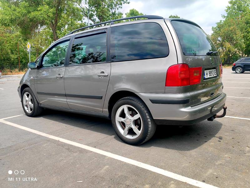 Seat Alhambra  2.0 TDI 140 кс - изображение 4