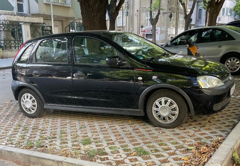 Opel Corsa  C Автоматик 1.2 - изображение 2