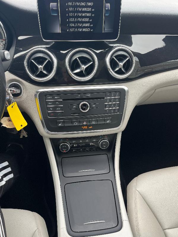 Mercedes-Benz CLA 250 2.0 - изображение 10