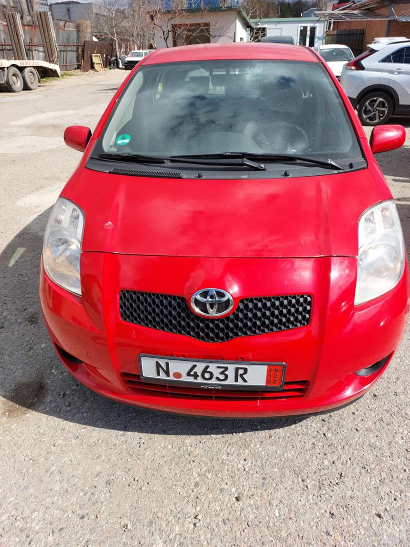 Toyota Yaris  - изображение 2