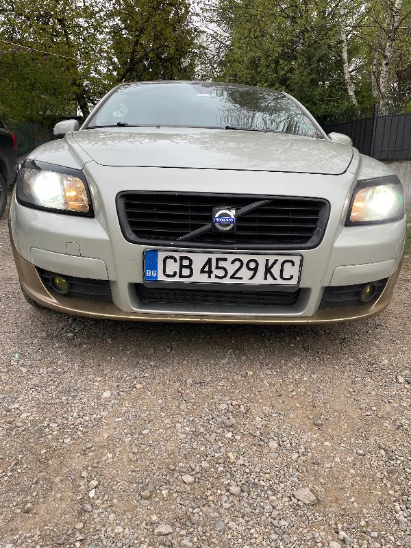 Volvo C30 2.4 D5 - изображение 3