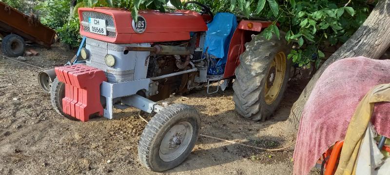 Трактор Massey 165 - изображение 3