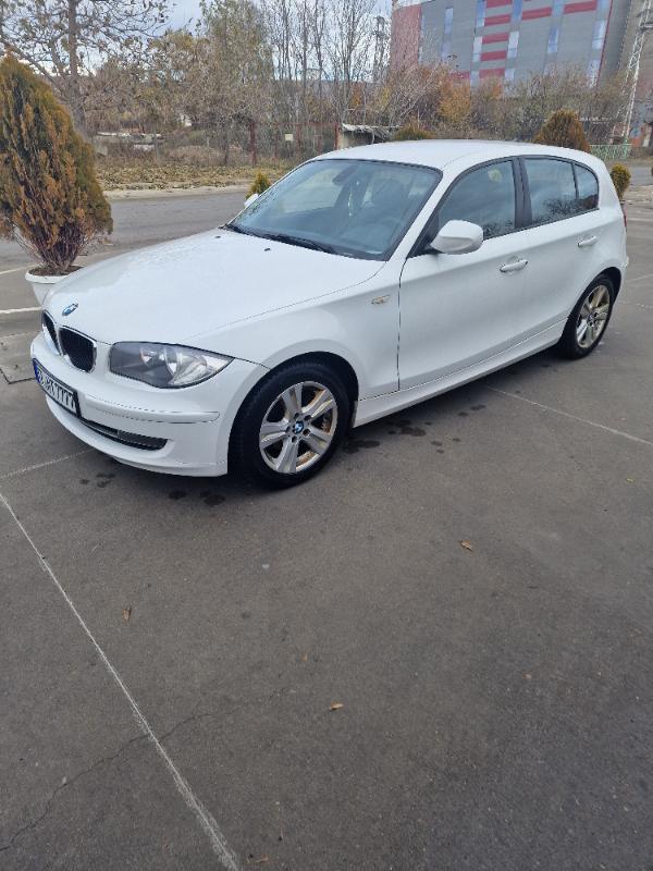 BMW 118 2000 - изображение 3