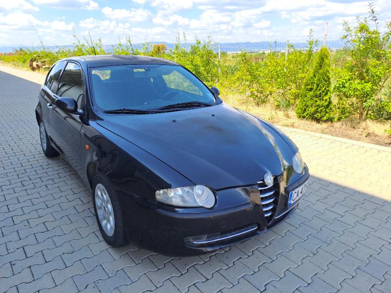 Alfa Romeo 147 1.9 JTD - изображение 2