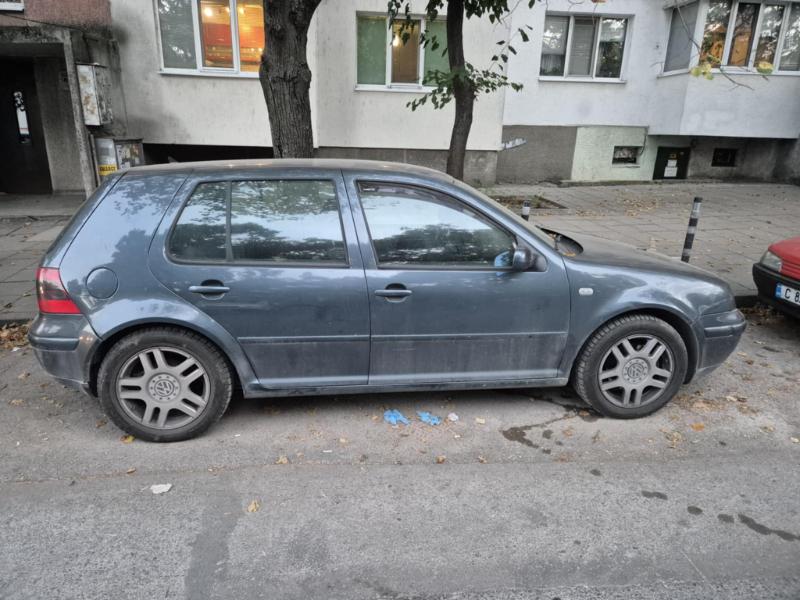 VW Golf  - изображение 7