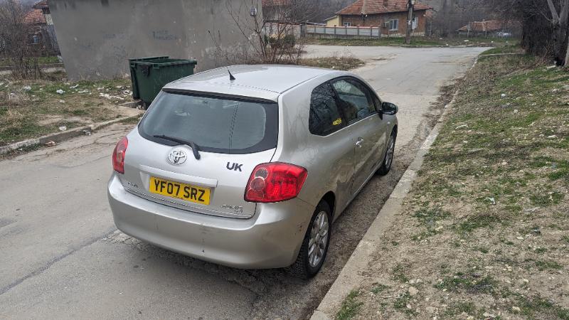 Toyota Auris 1.6 vvti petrol - изображение 4