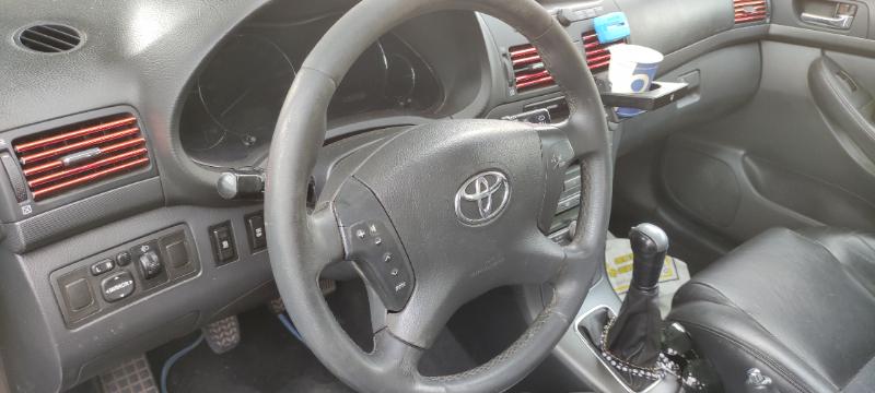 Toyota Avensis 2.0 d4d - изображение 3