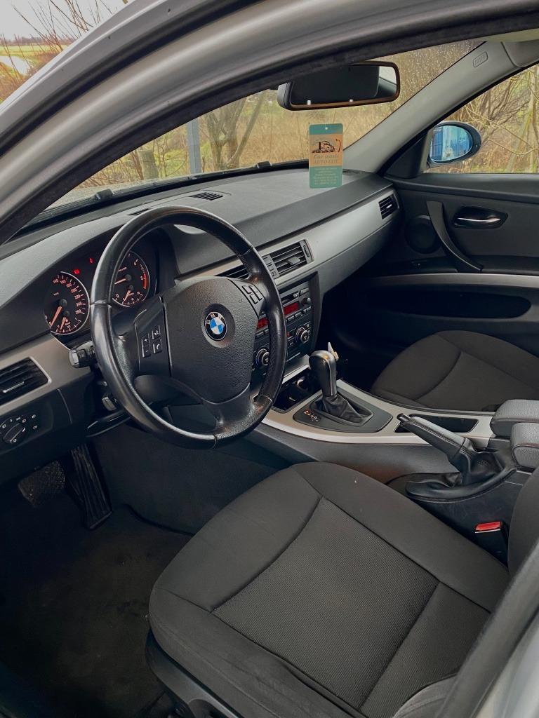 BMW 320 E91 320d - изображение 9