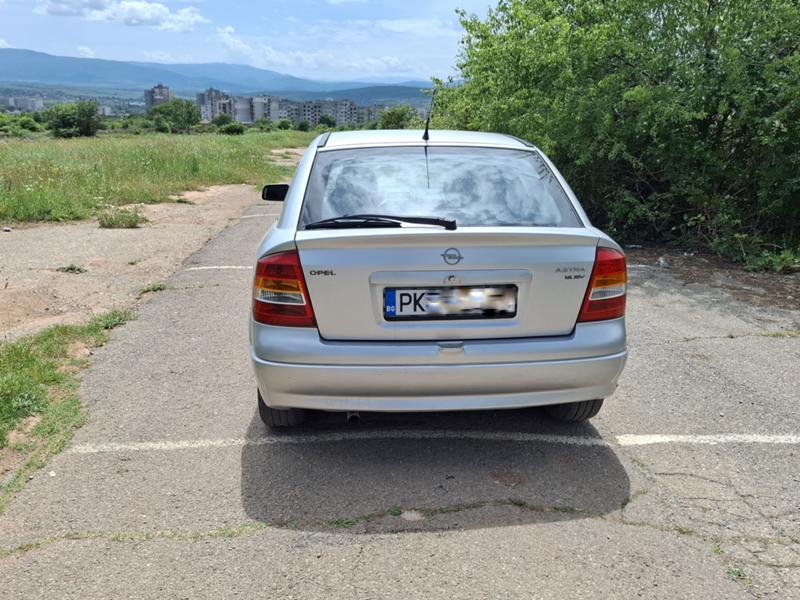 Opel Astra 1.6i - изображение 4