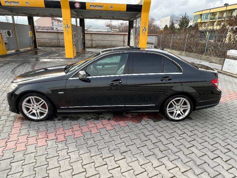 Mercedes-Benz C 320 3.0TDI - изображение 9