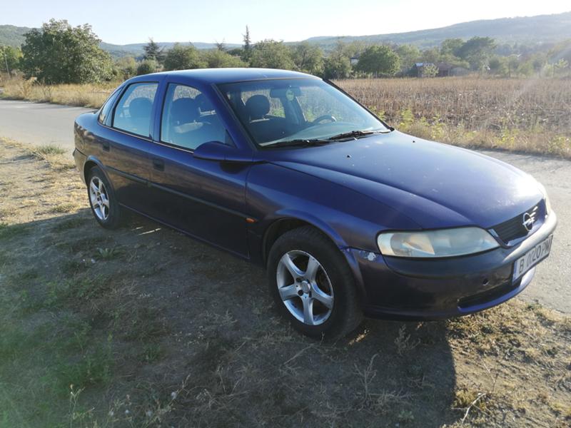 Opel Vectra 1.6 16V - изображение 2