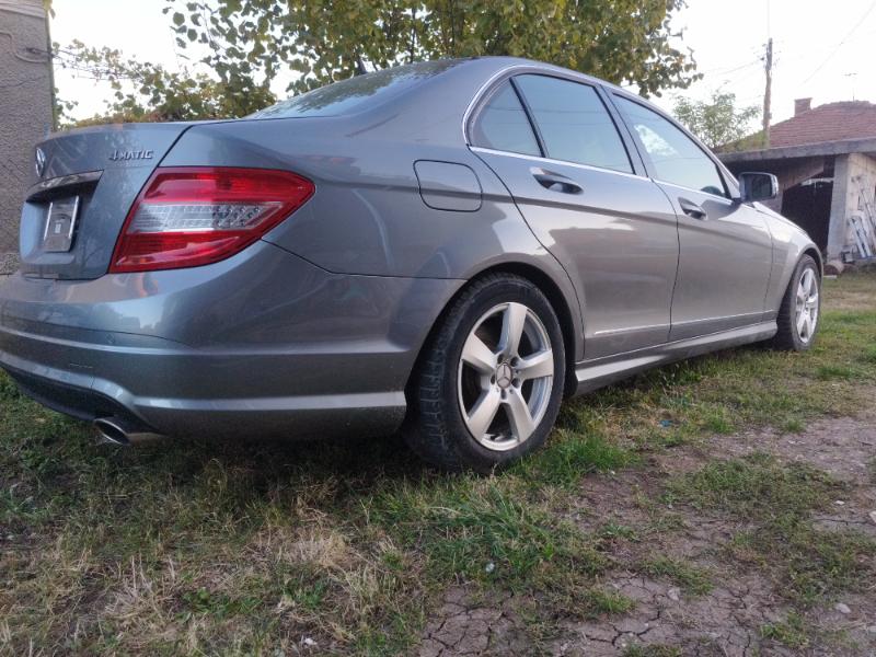 Mercedes-Benz C 300 AMG V6 4matic - изображение 4