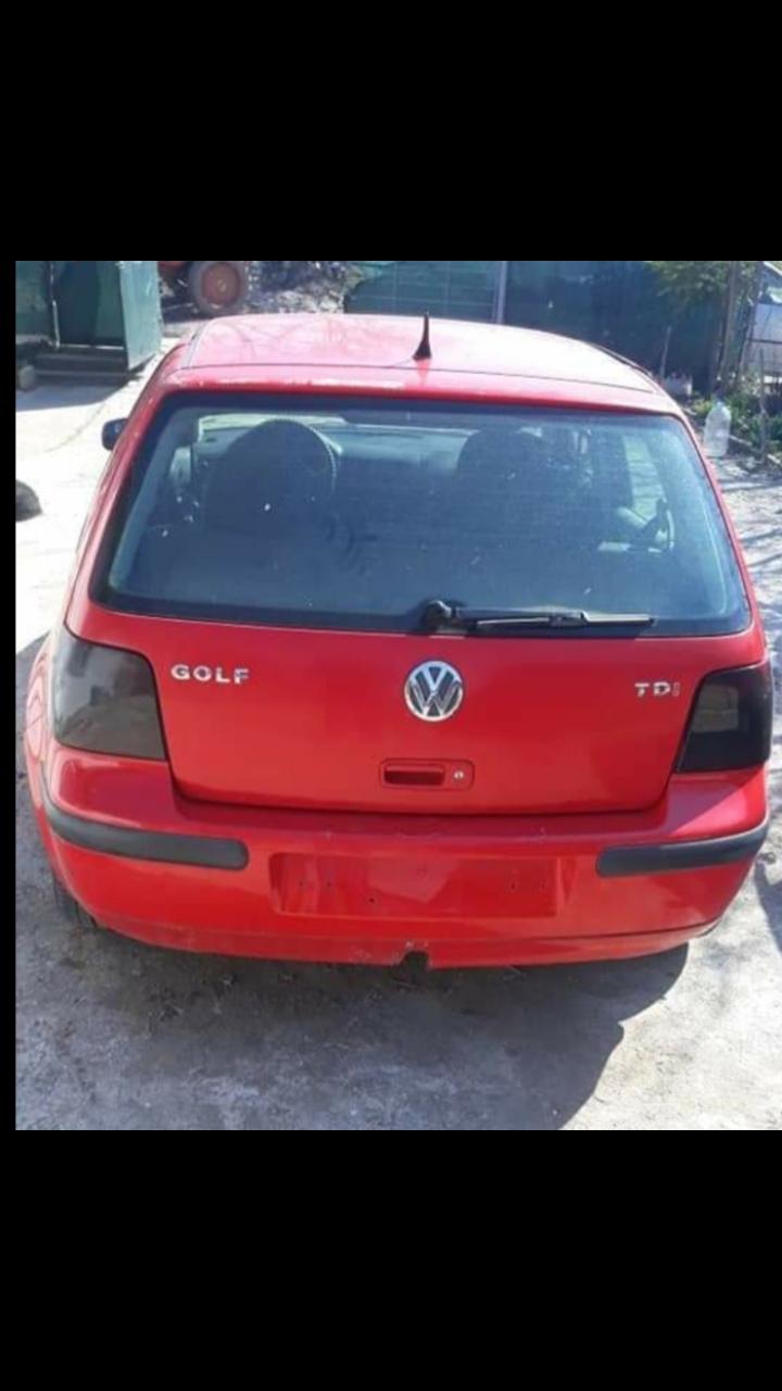 VW Golf 1.9 TDI 110k.c - изображение 4