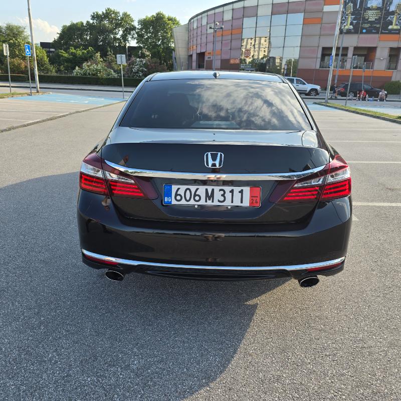 Honda Accord EX-L 3,5 V6 2017 - изображение 5