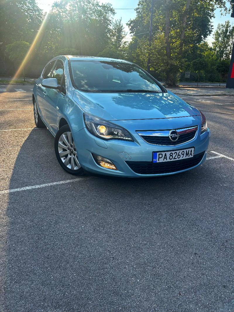 Opel Astra 1.7 CDTI COSMO - изображение 2