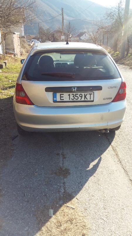 Honda Civic 1.7тди - изображение 2