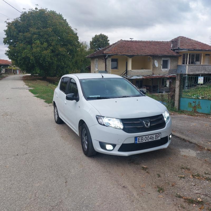 Dacia Sandero 1.2 - изображение 9